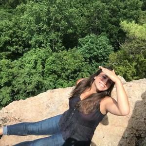 Meet your Posher, Lauren